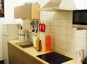 Arena Hostel & Monteurzimmer Hamburg-Harburg 0*,
