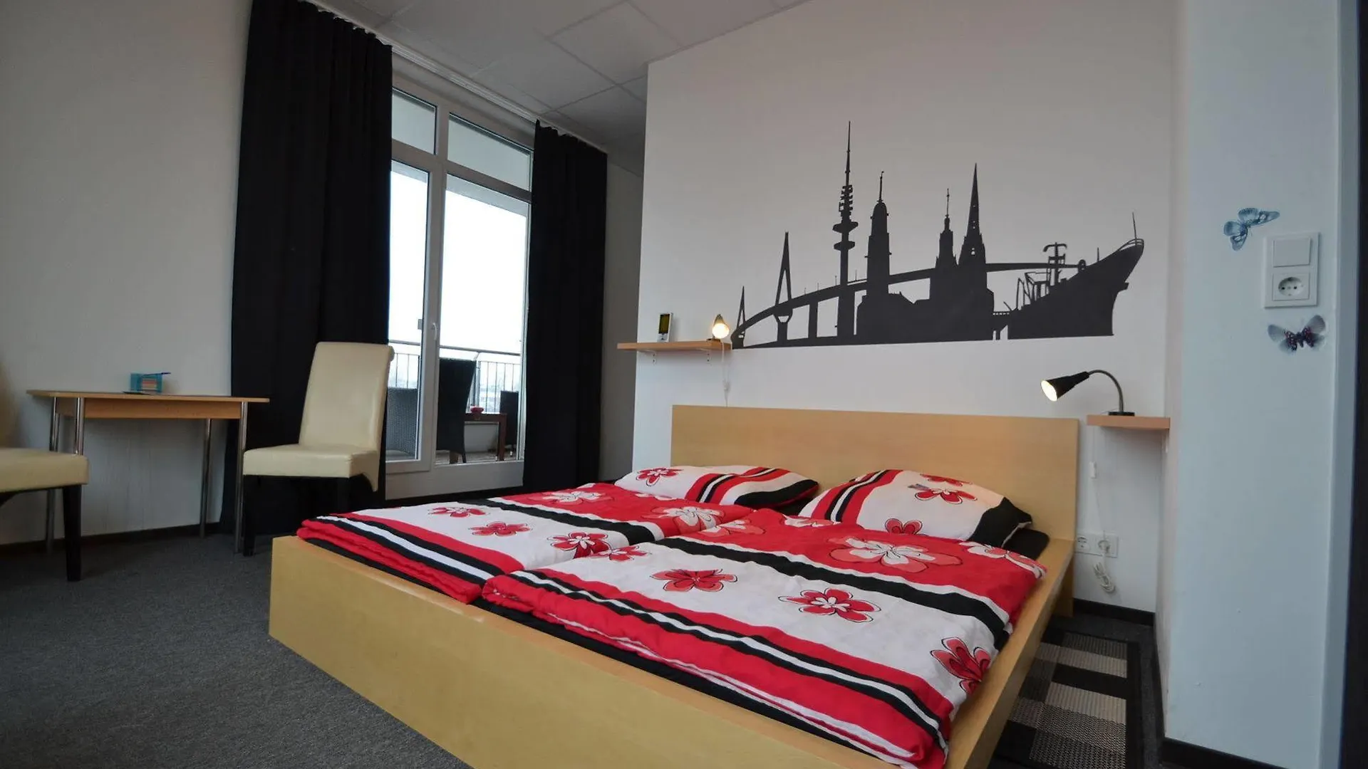 Arena Hostel & Monteurzimmer Hamburg-Harburg