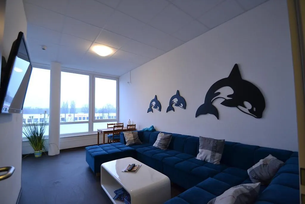 Arena Hostel & Monteurzimmer Гамбург