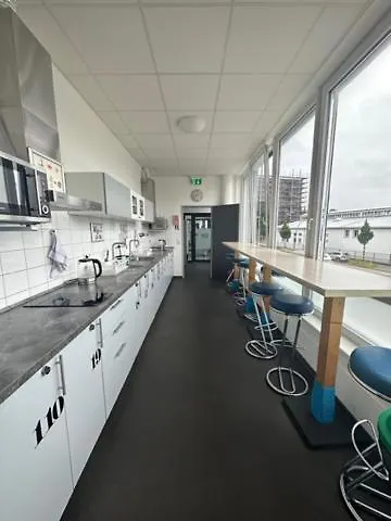 Arena Hostel & Monteurzimmer Гамбург