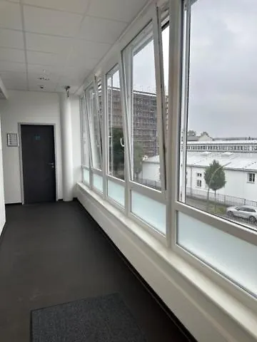 Arena Hostel & Monteurzimmer Гамбург